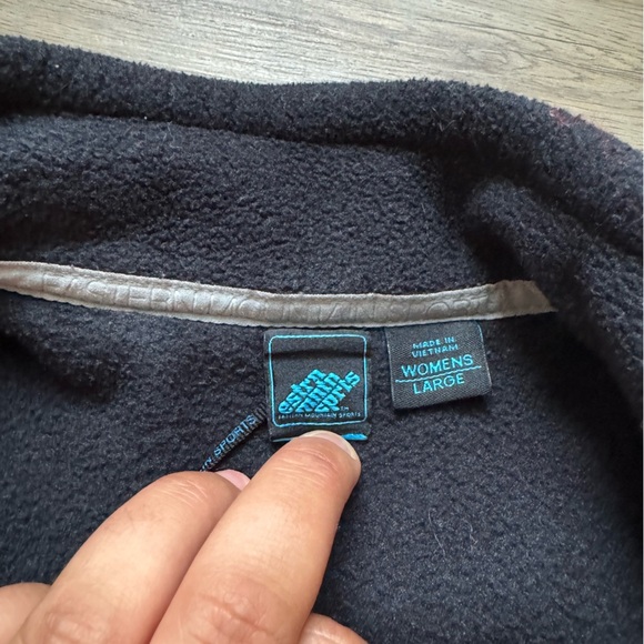 Eastern Mountain Sports Black Vest - Picture 3 of 5